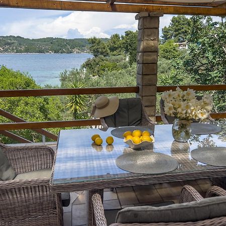 Pebble Bay Paradise House Vela Luka Esterno foto